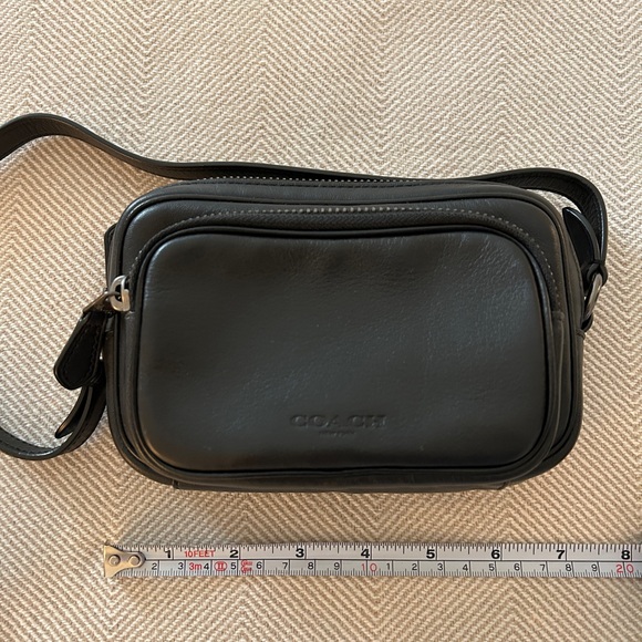 Coach black crossbody - Picture 5 of 8